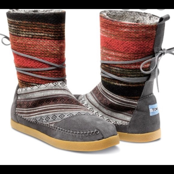 Toms Shoes - Toms moccasin boots